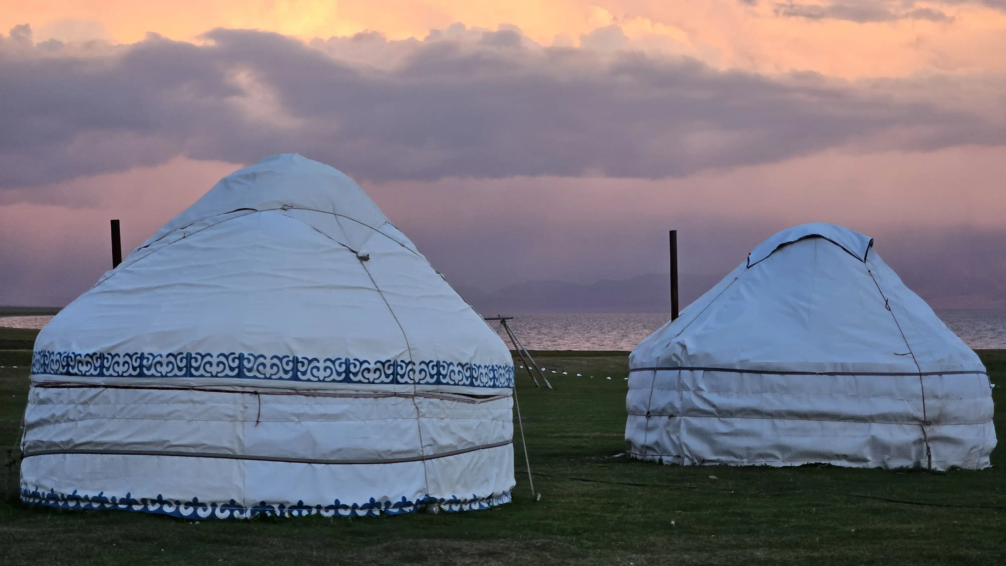 Top 10 Must-See Destinations in Kyrgyzstan: From Issyk-Kul to Ala Archa