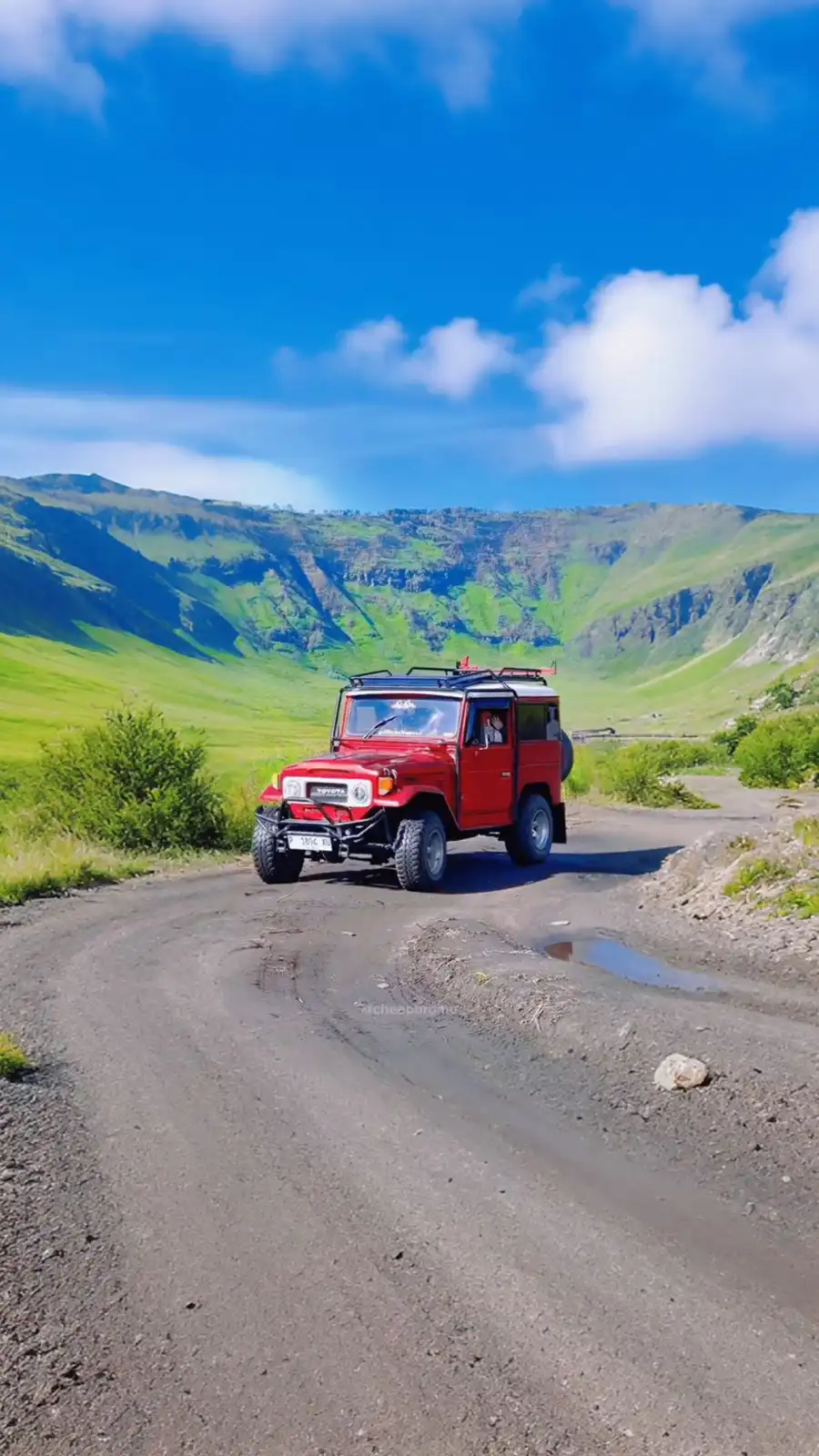 Mount Bromo Sunrise & Ijen Blue Fire 2-day Tour