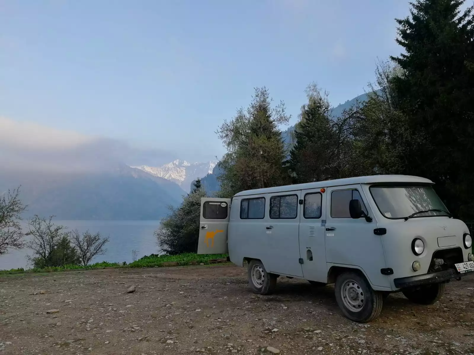 Camper Van Rent Uaz Buhanka 452