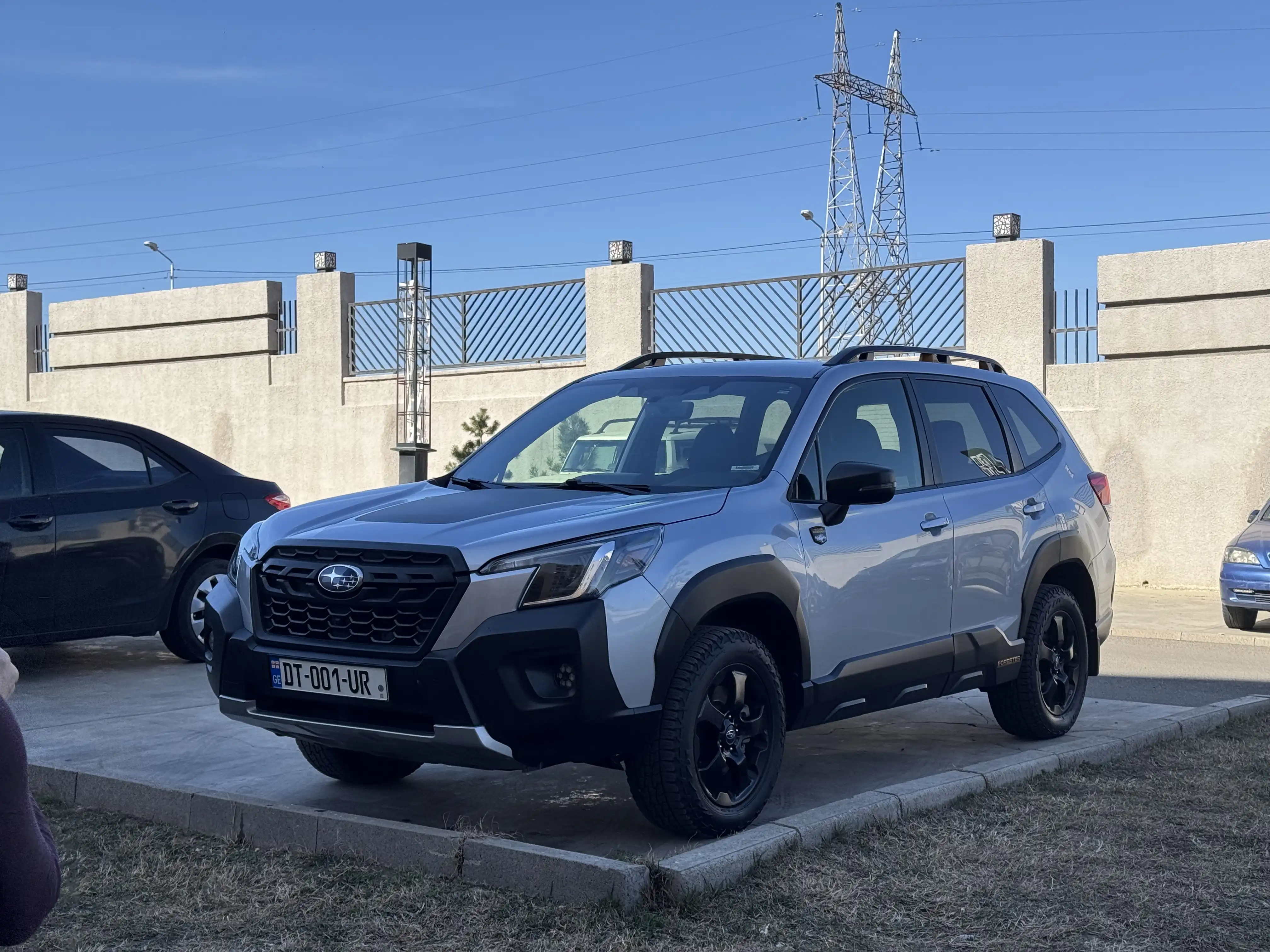 English Soeaking Guide Driver With New Subaru Forester