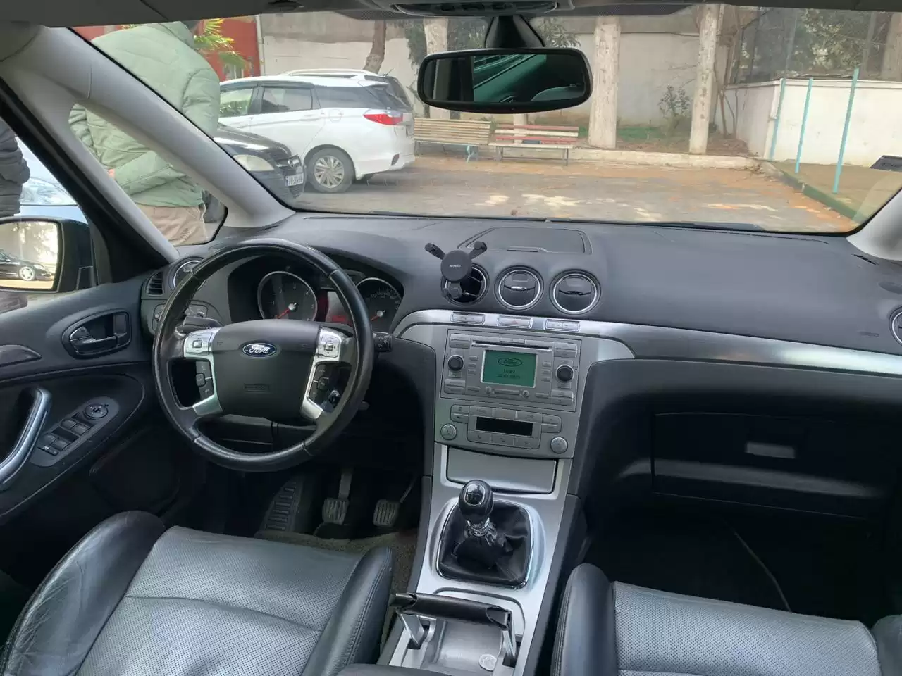 Hire Profesional Driver In Tbilisi Georgia