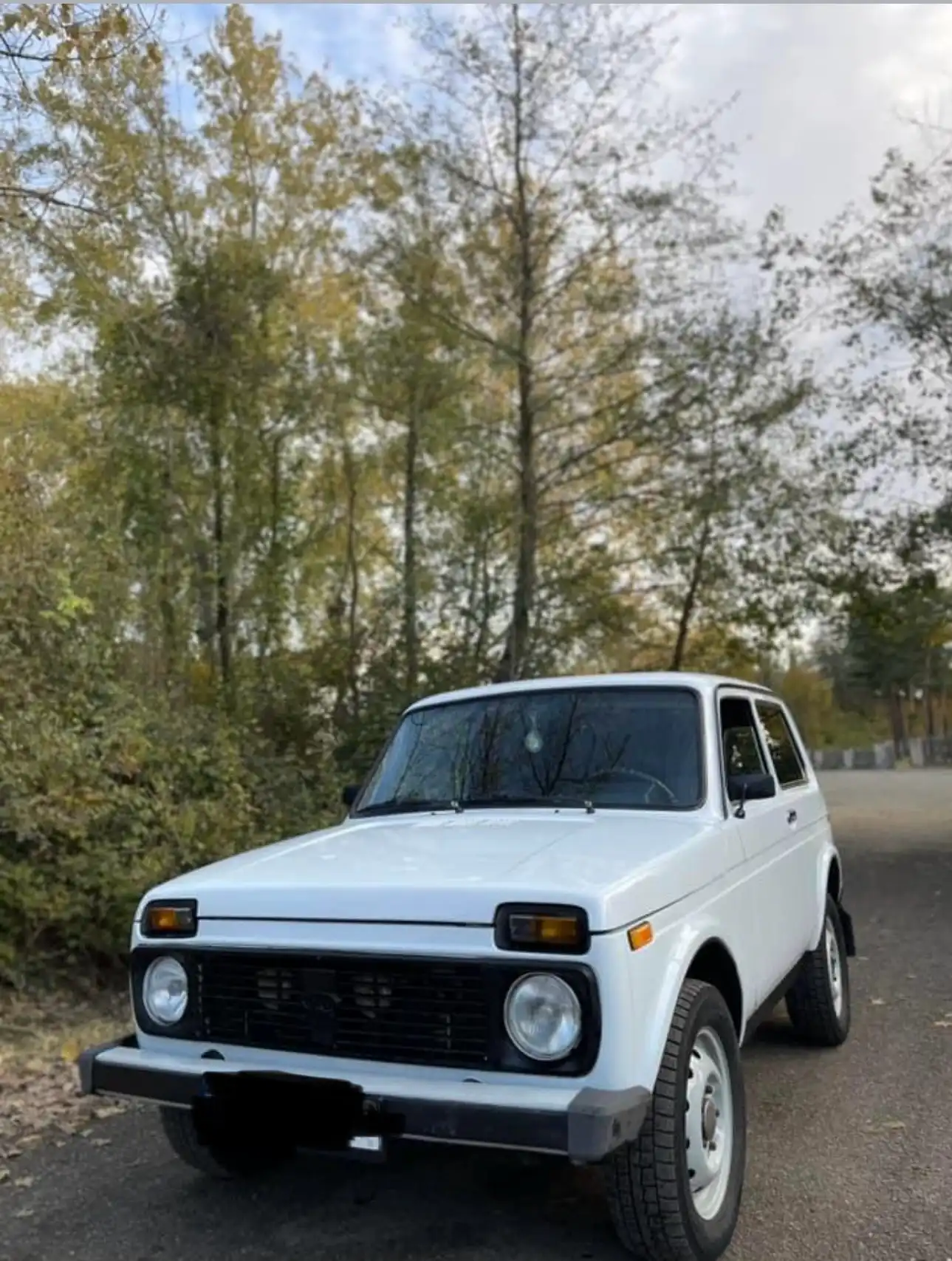 Lada Niva Rent Car