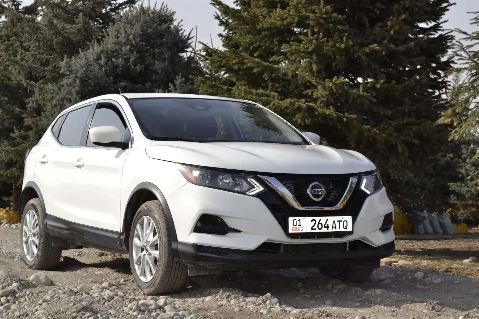 Rental Car Kyrgyzstan - Nissan Roge Sport Qashkai