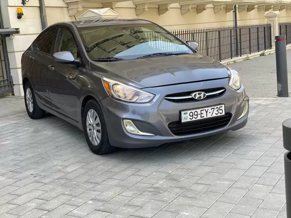 Sedan With Perpect Driver