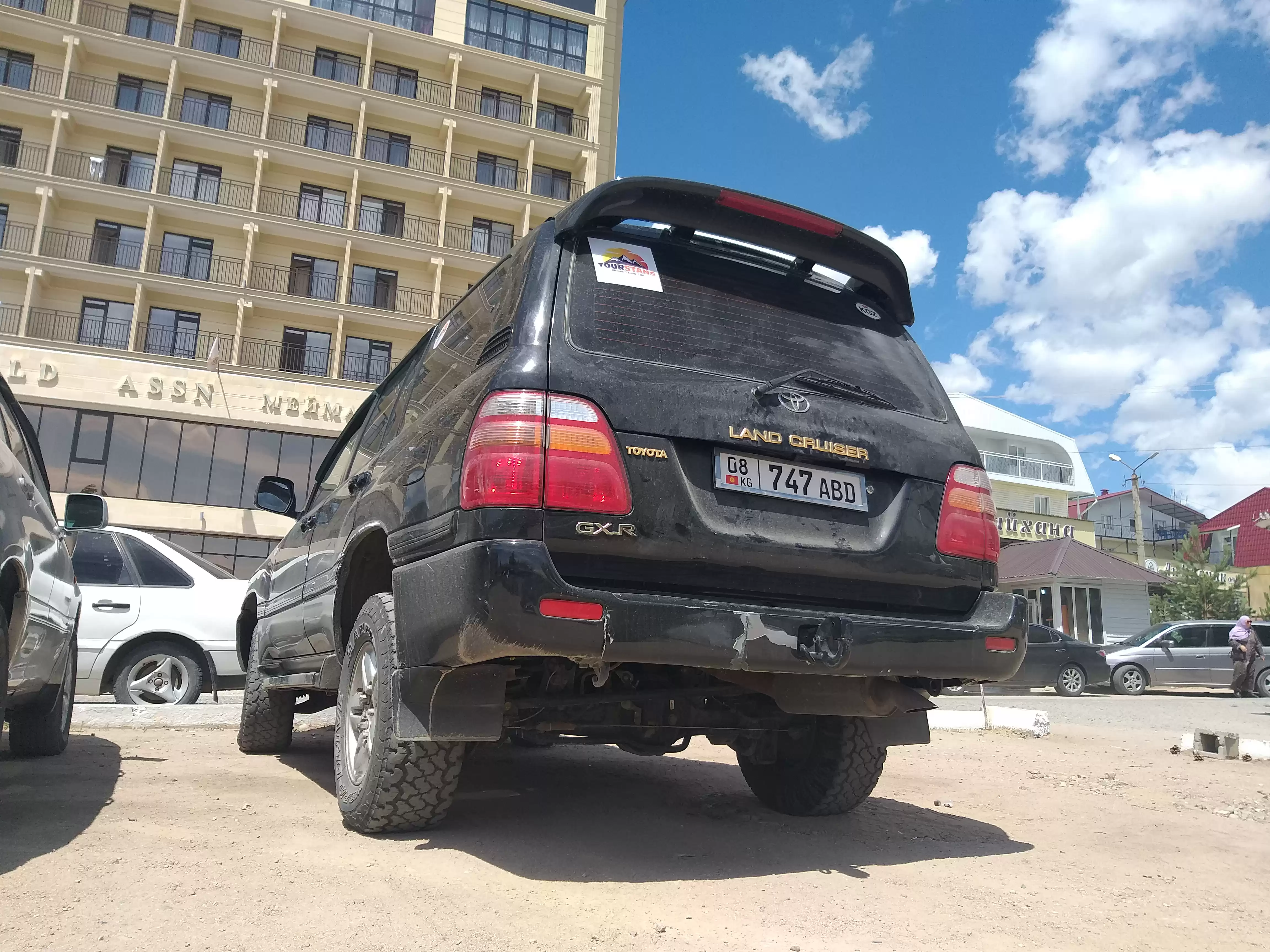 Rent A Toyota Land Cruiser 100 4wd In Kyrgyzstan